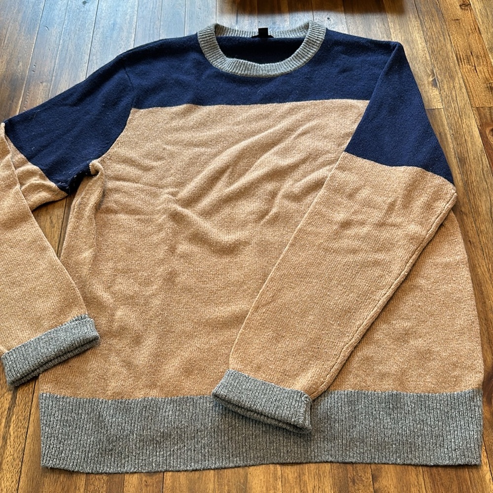 Men’s J Crew color blocked sweater, size L